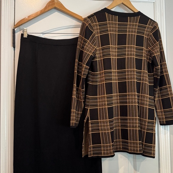 Misook 2PC Black Maxi Skirt & Plaid Cardigan Size Small - Picture 9 of 10
